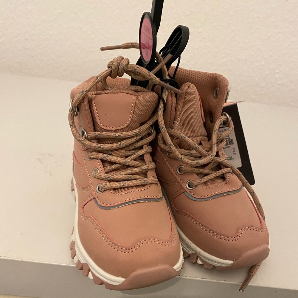 Toddler boots